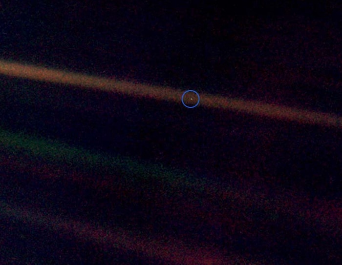 Photo de la Terre prise par la sonde Voyager 1, le 14 février en 1990