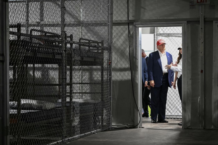 Donald Trump a visité les installations de cette prison le 1er juillet 2025.