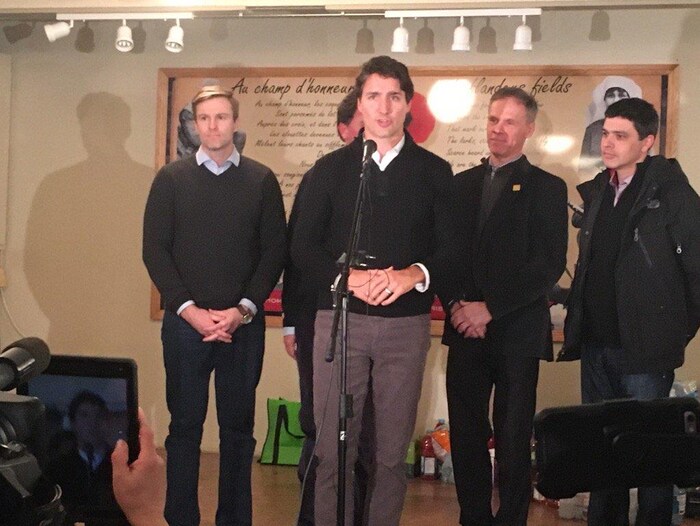 Justin Trudeau offre des mots d'encouragement aux sinistrés dans la ...