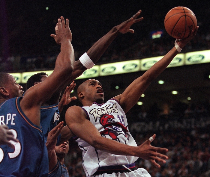 Vince Carter in Raptors uniform