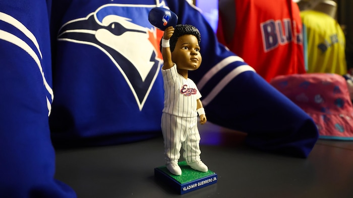 Les Blue Jays distribueront une figurine de Guerrero fils avec l Les Blue Jays distribueront une figurine de Guerrero fils avec l