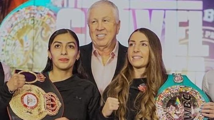Yvon Michel entre Yesica Nery Plata et Kim Clavel.