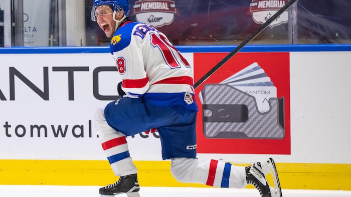 He shouts with joy on the ice. islanders select matthew schaefer 1st