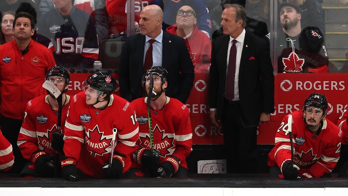 Le Canada défait les États-Unis en finale de la Confrontation des 4 ...