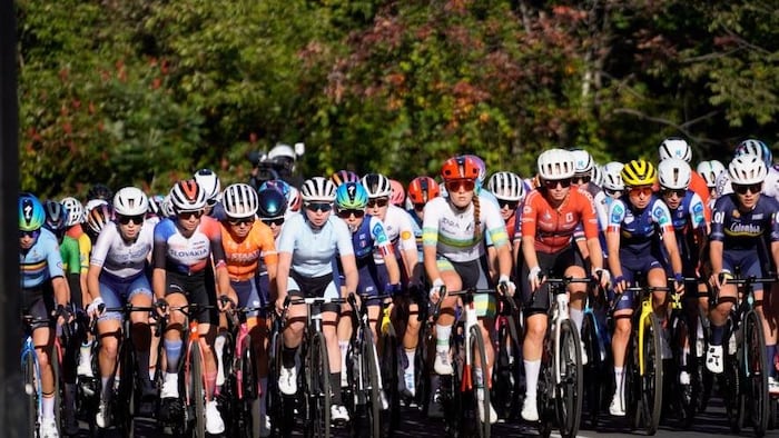 Elles pédalent en peloton.