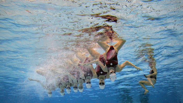 L'équipe canadienne de natation artistique en Chine en 2011