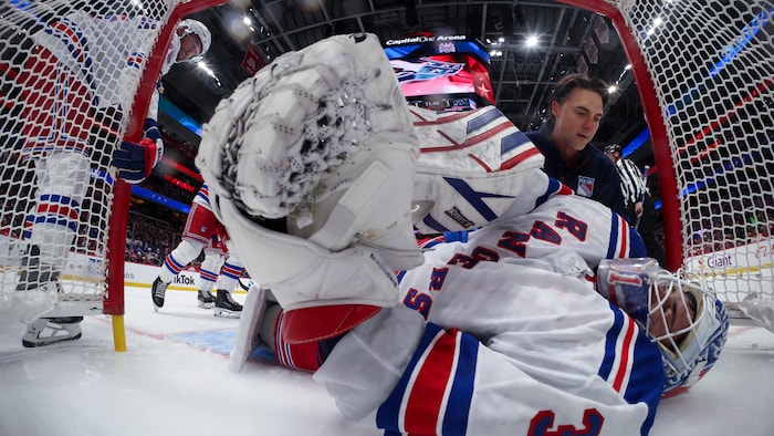 Igor T La saison du gardien des Rangers Igor Shesterkin est terminée | Radio ...