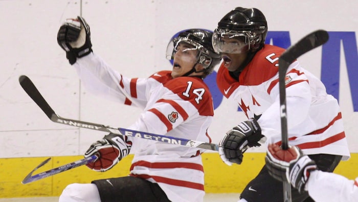 Le Championnat Mondial De Hockey Junior 2025 Octroyé à Ottawa | Radio ...