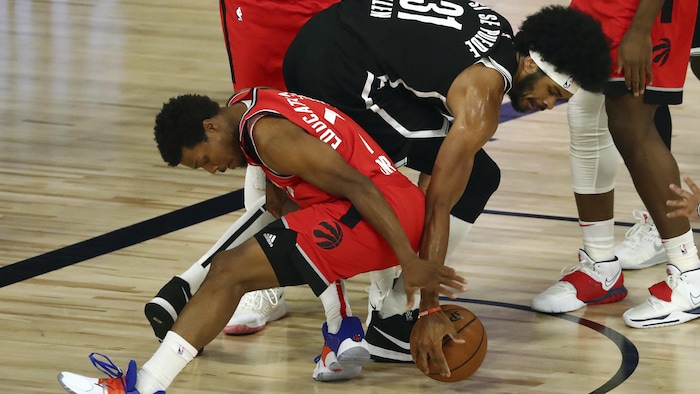 Entorse la cheville pour Kyle Lowry Radio Canada