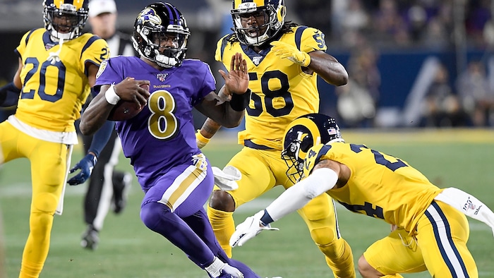 Lamar Jackson et les Ravens écrasent les Rams | Radio-Canada