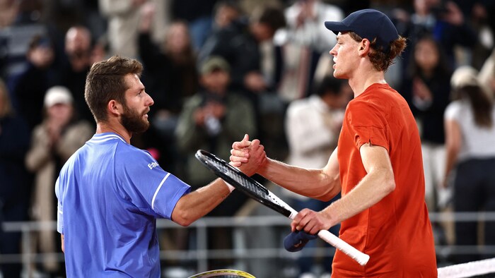 Des joueurs de tennis