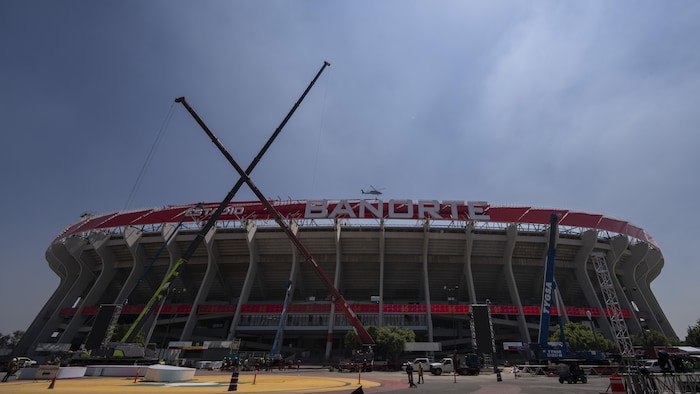 Un stade presque achevé en phase de construction