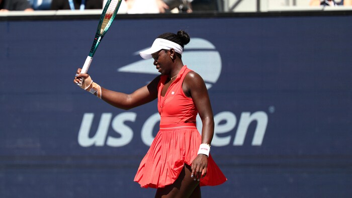 Victoria Mboko plie l'échine d'entrée de jeu à Flushing Meadows | Radio-Canada