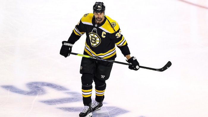 Zdeno Chara sur la glace.