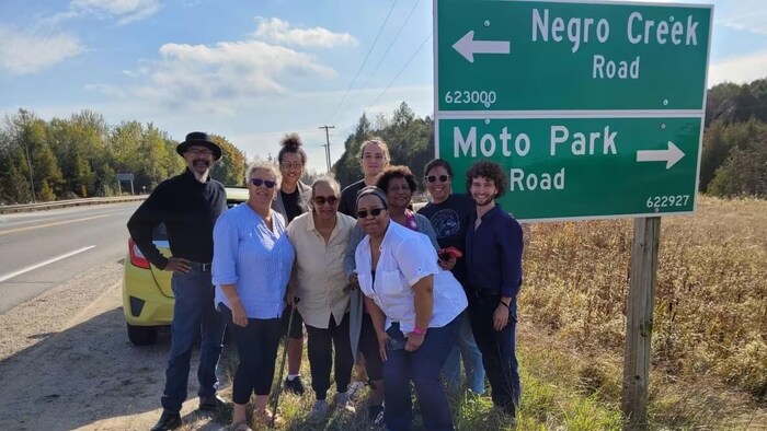 Groupe de résidents locaux et de descendants de colons qui tentent de préserver l'histoire du chemin Negro Creek dans le comté de Grey, en Ontario.