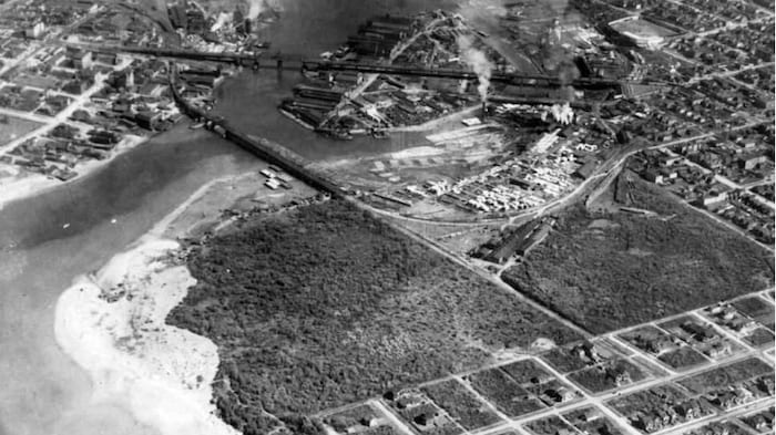 Photo aérienne du secteur de Kitsilano au début du XXe siècle