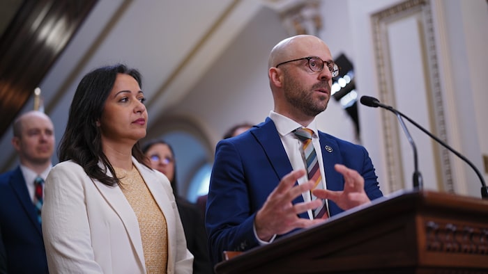 Ruba Ghazal et Sol Zanetti en conférence de presse.