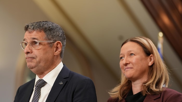 Éric Duhaime (à gauche) et Maïté Blanchette Vézina (à droite)