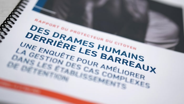 Une photo du rapport.