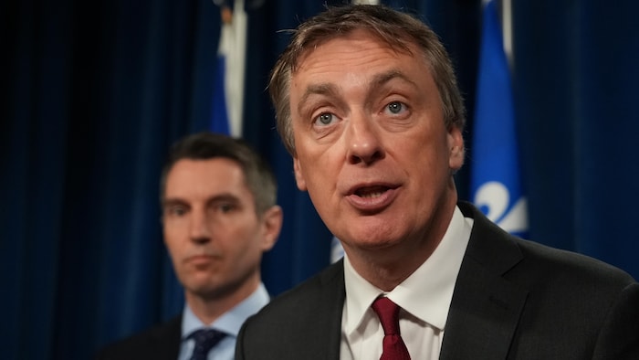 Marc Tanguay et André Fortin en point de presse.