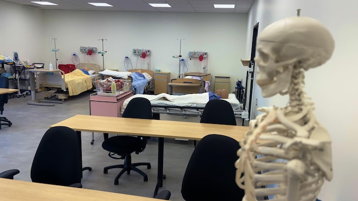 Une salle de laboratoire.