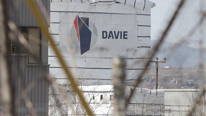Logo de Davie sur une de ses installations industrielles.