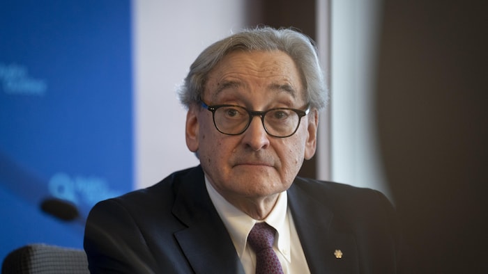 Michael Sabia lors d'une conférence de presse au siège social d'Hydro-Québec à Montréal, en décembre 2024.