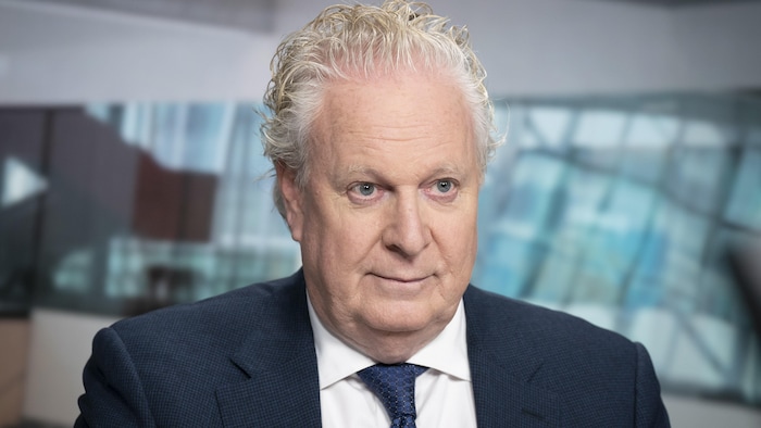 Jean Charest in a Radio-Canada studio.