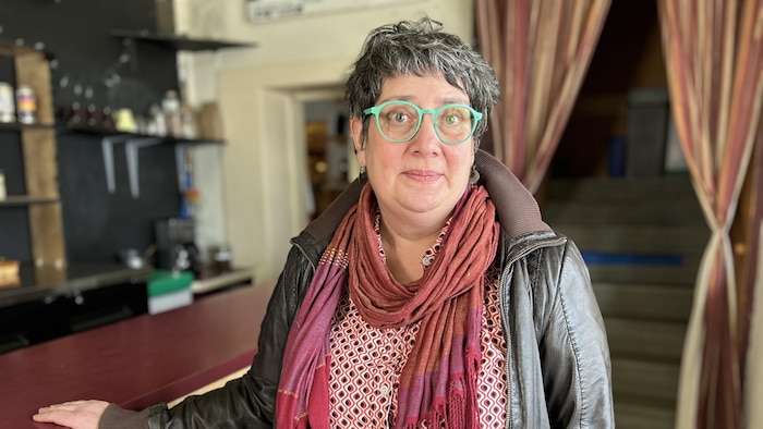 Geneviève Brisson.