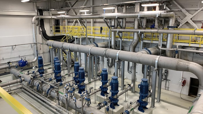 Il y a 226 installations municipales de production d'eau potable au Québec.