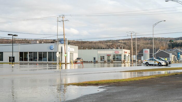 La route 132 a été submergée, en décembre 2020, à New Richmond.