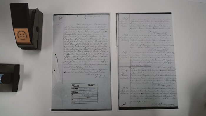 Un vieux registre paroissial.