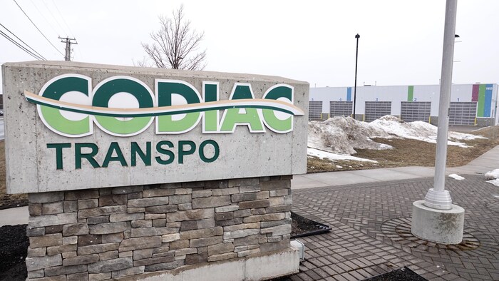 L'affiche des bureaux de Codiac Transpo.