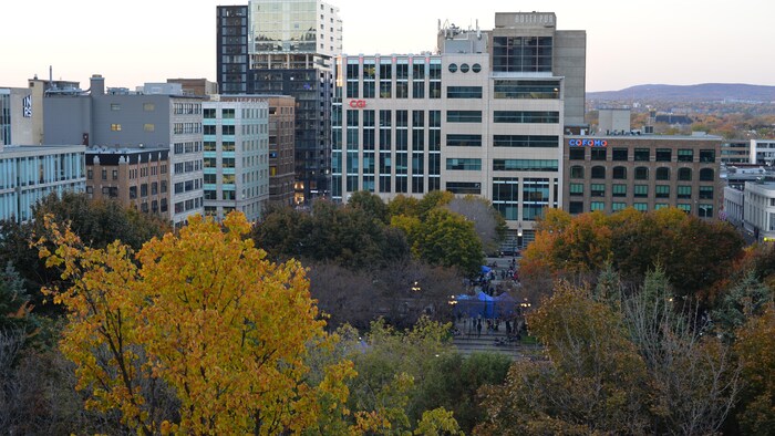 Le quartier Saint-Roch vu de la haute-ville.