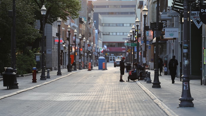 La rue Saint-Joseph dans le quartier Saint-Roch est vide pendant la pandémie.