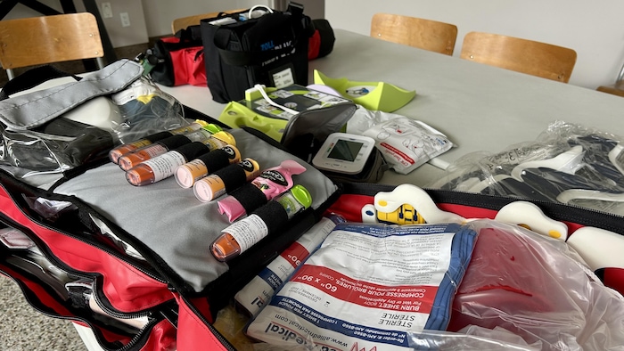 Une trousse de premiers soins