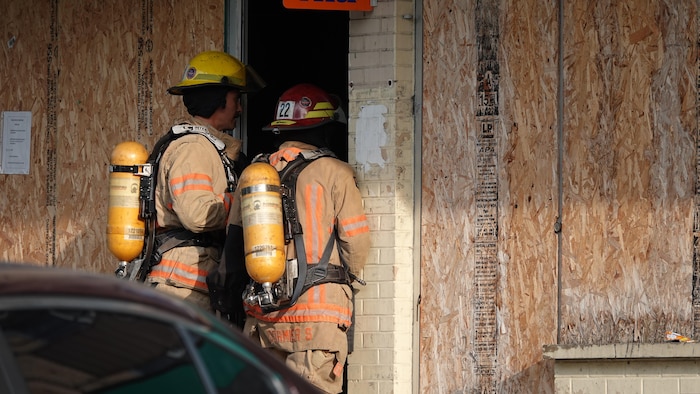 Des pompiers en action.