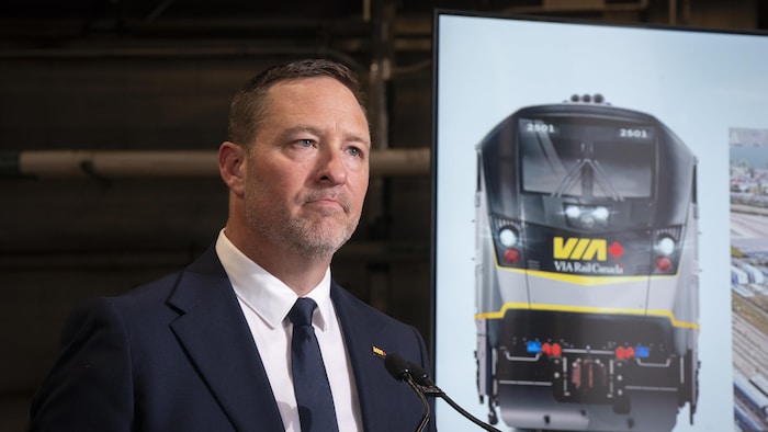 Mathieu Paquette, président et chef de la direction par intérim de VIA Rail Canada.
