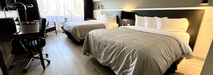 Une chambre de l'Hôtel Rimouski.