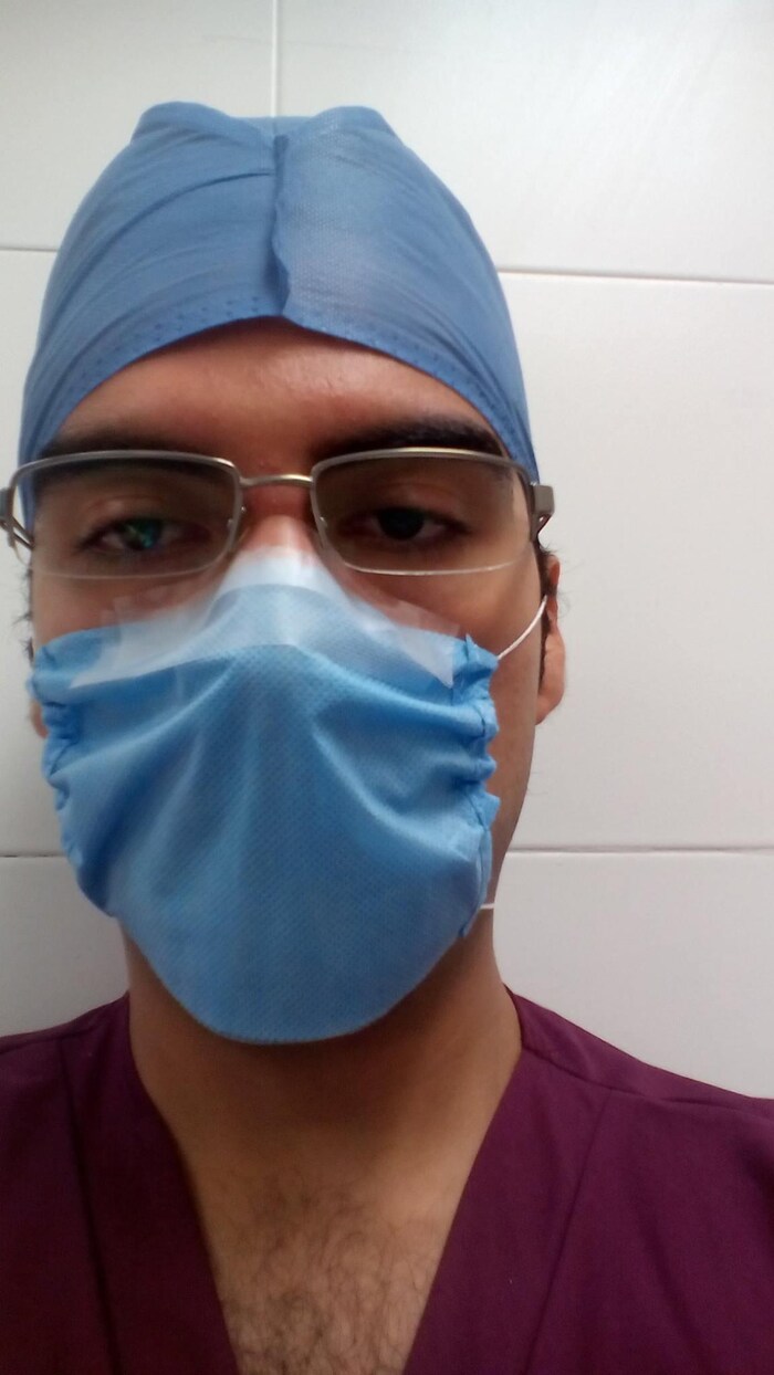 Javier Lerma Borbón a reçu son diplôme comme médecin chirurgien au Mexique en 2015 où il a pratiqué ce métier pendant 5 ans. En arrivant au Québec en 2020, il a dû repenser son parcours professionnel.