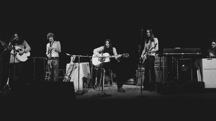 Photo en noir et blanc du groupe Harmonium.
