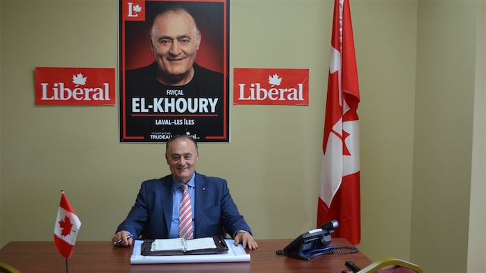 M. El-Khoury dans son bureau à Laval