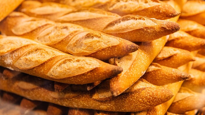 Bread can be a sneaky source of sodium in our diets, says registered dietitian Samantha Chabior. 