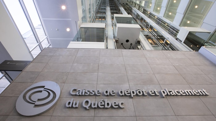 L'édifice de la Caisse de dépôt et placement du Québec.