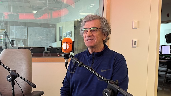 Le professeur émérite de l’ISMER-UQAR Émilien Pelletier.