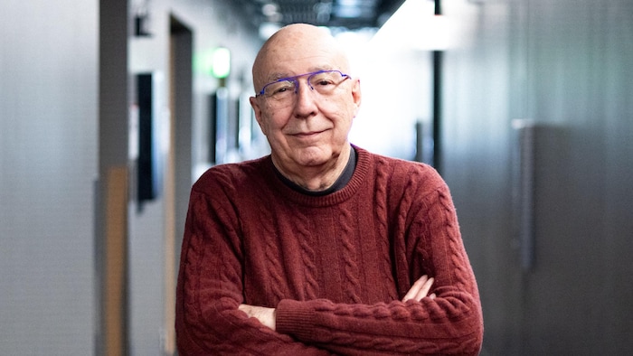 Portrait de la personne.