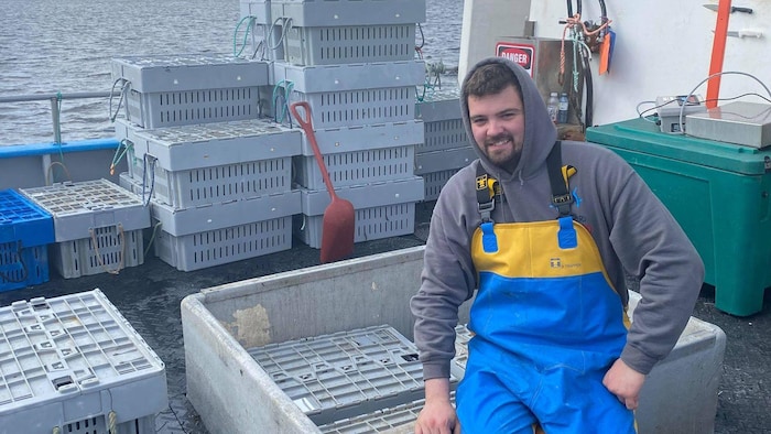 Michael Shepper sur son bateau de pêche.