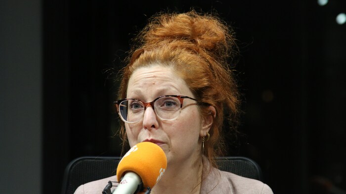 Sandra Demontigny au micro de «C'est encore mieux l'après-midi».