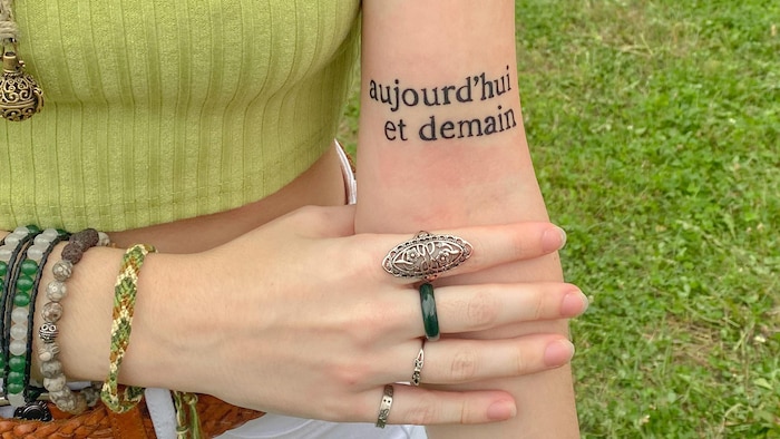 Tatouage franco-ontarien "Aujourd'hui et demain".