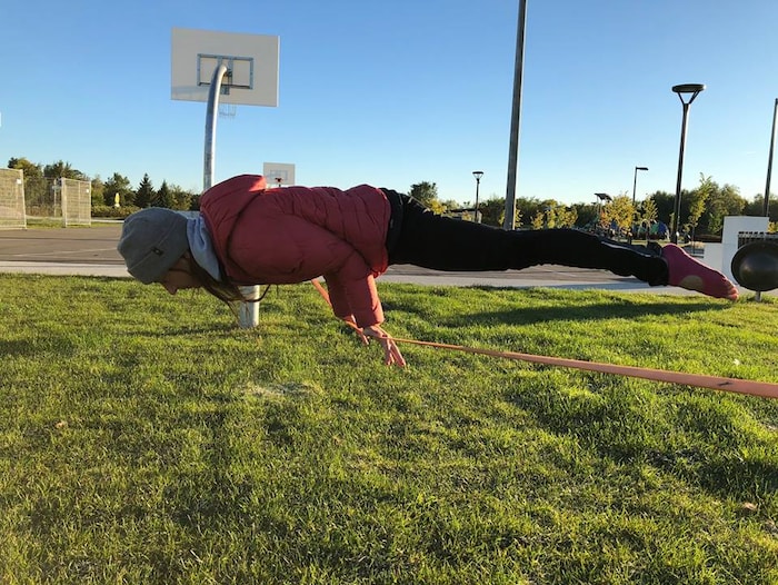 Le slackline, pour le corps et pour l’esprit | Radio-Canada